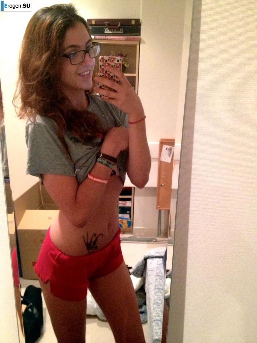 Selfie Maniac. Part 2. Photo 24