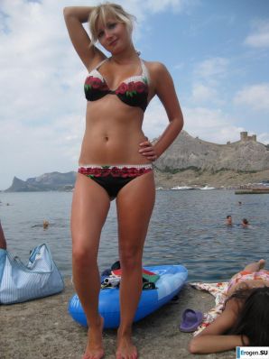 Ксюша в Крыму. Эскиз 15