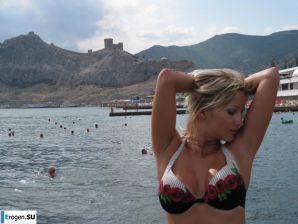 Ксюша в Крыму. Эскиз 24