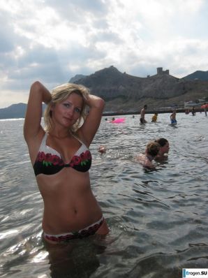 Ксюша в Крыму. Эскиз 31