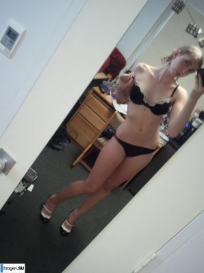 Door mirror. Thumb 11