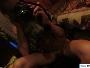 The girl loves to photograph her pussy. Thumb 26