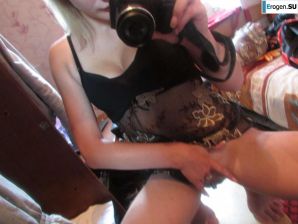 The girl loves to photograph her pussy. Thumb 58