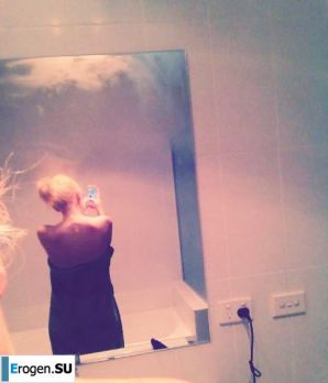 В уборной. Эскиз 29