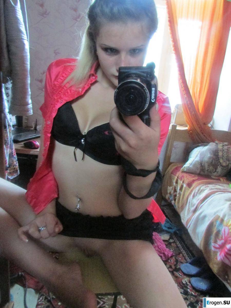 The girl loves to photograph her pussy. Part 2. Photo 24