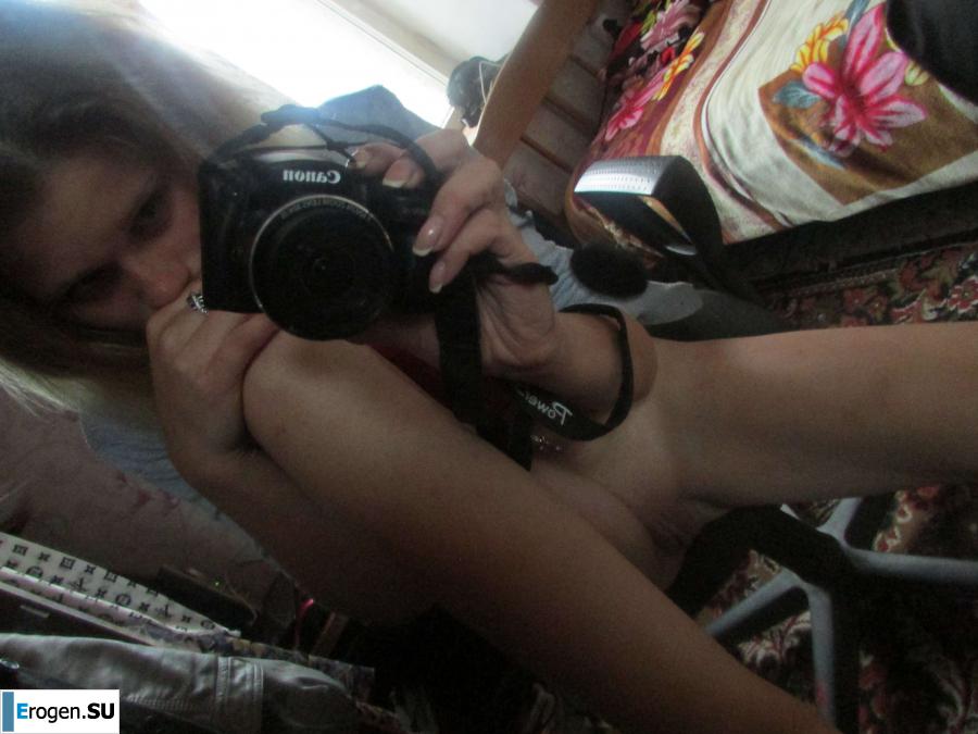 The girl loves to photograph her pussy. Part 2. Photo 54