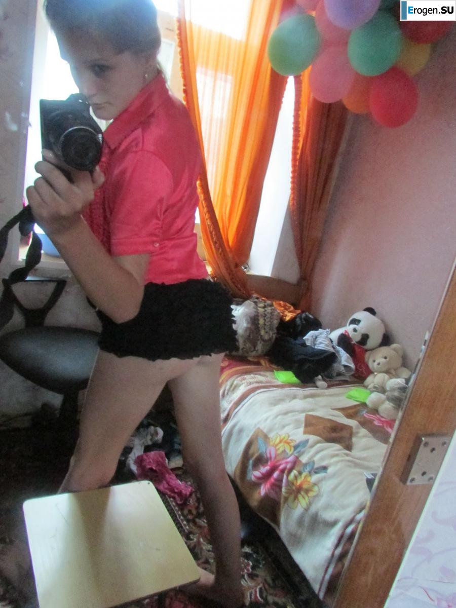 The girl loves to photograph her pussy. Part 2. Photo 56