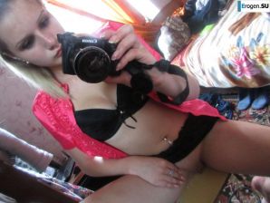 The girl loves to photograph her pussy. Part 2. Thumb 31