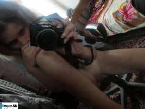 The girl loves to photograph her pussy. Part 2. Thumb 54