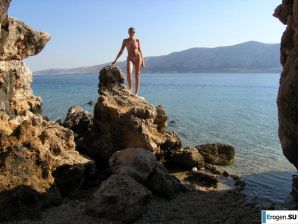 Couple on vacation. Thumb 11