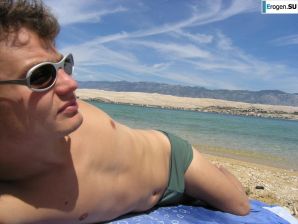 Couple on vacation. Thumb 29