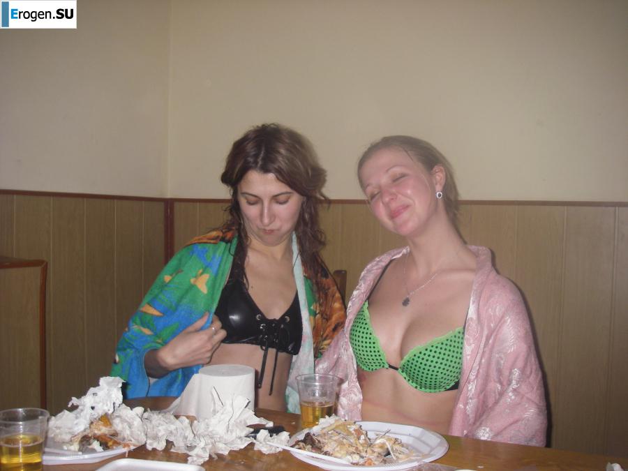 Подружки на девичнике. Фото 22
