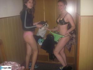 Подружки на девичнике. Эскиз 12