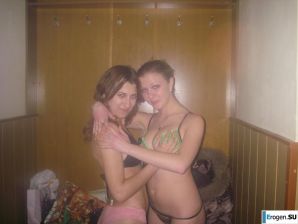 Подружки на девичнике. Эскиз 17