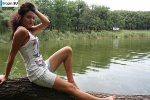 Гуляют девки, гуляют мужики. Эскиз 47