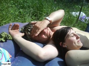 Посиделки на природе. Эскиз 21