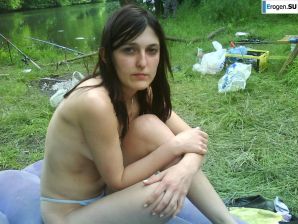 Посиделки на природе. Эскиз 47