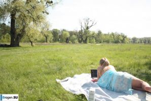 Everything for a picnic. Thumb 12