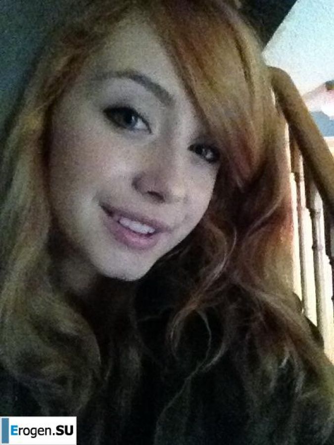 Позирует и развлекается. Фото 30