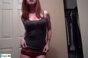 Позирует и развлекается. Эскиз 31