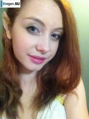 Позирует и развлекается. Эскиз 34