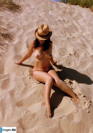 Bitch on the Beach. Thumb 10