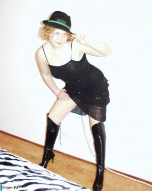 Семейная идиллия (архив русской пары). Эскиз 10