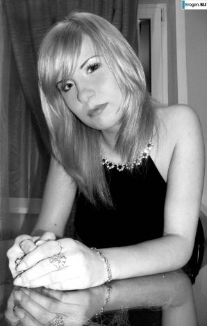 Blonde with Big Tits. Thumb 27