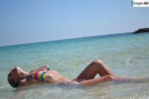 three men for a girl. Thumb 20