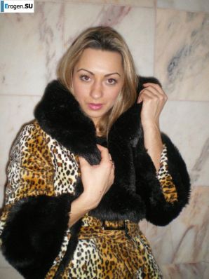 We're fooling around with girlfriends. Thumb 13