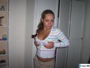 We're fooling around with girlfriends. Thumb 5