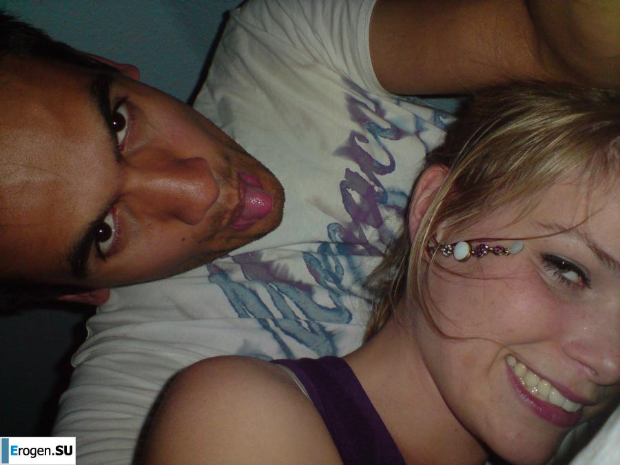 A young couple fooling around. Photo 31