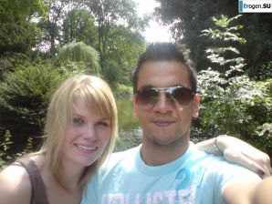 A young couple fooling around. Thumb 35