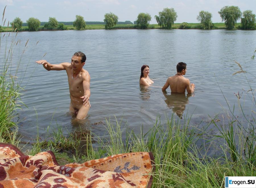 на природе с компанией. Фото 5