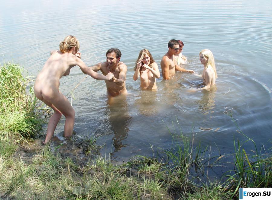 на природе с компанией. Фото 6