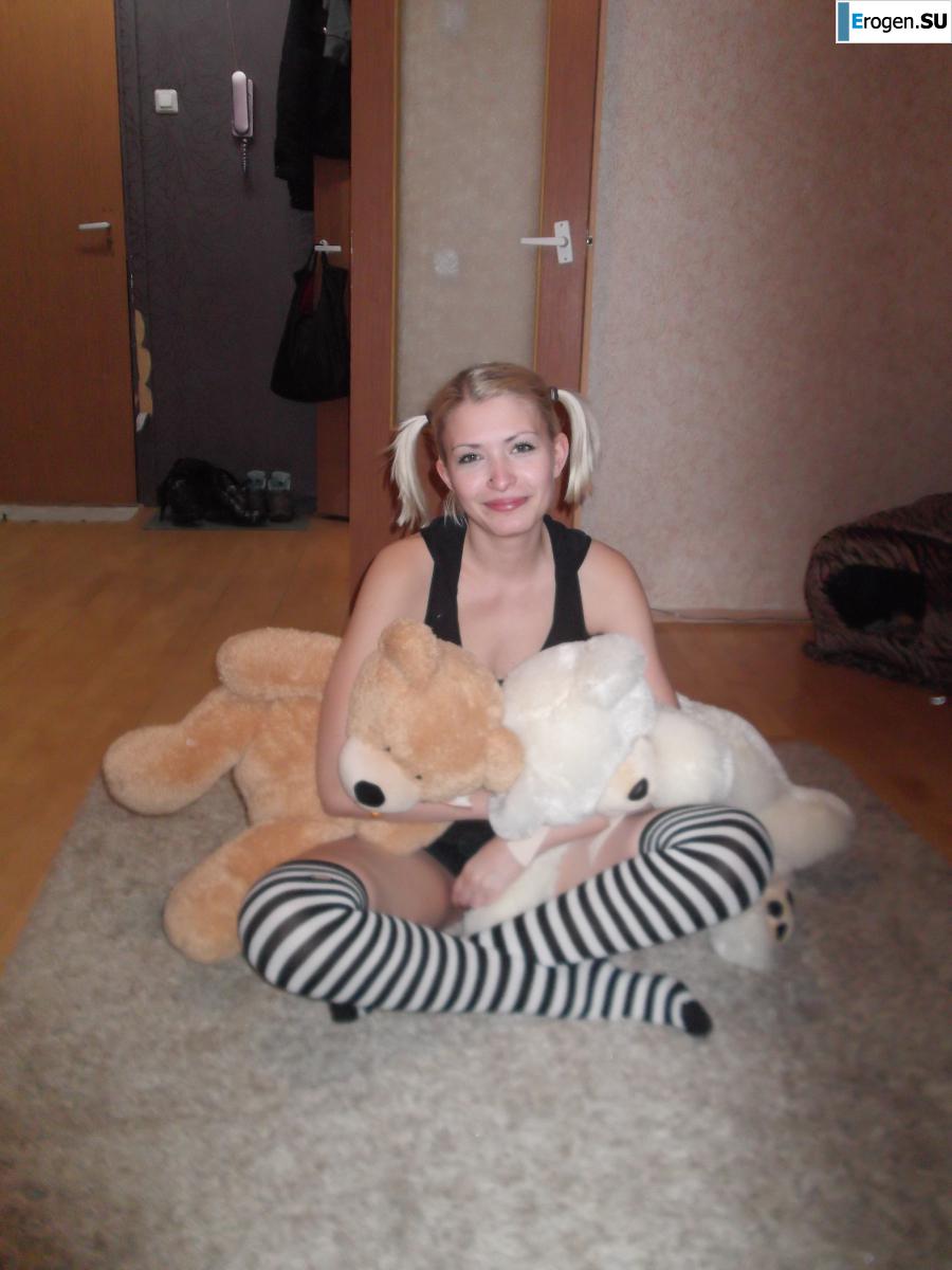 Let's pose a bit. Photo 10