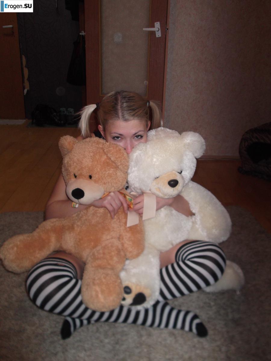 Let's pose a bit. Photo 13