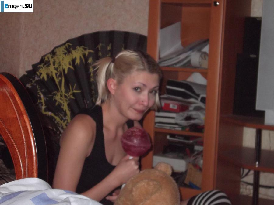 Let's pose a bit. Photo 7