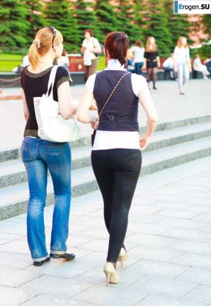 Girls in Leggings. Thumb 24