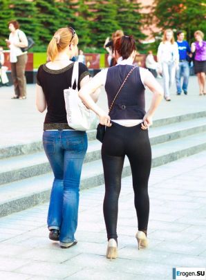 Girls in Leggings. Thumb 27