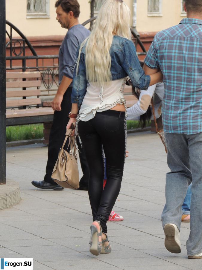 Some more girls in leggings. Photo 20