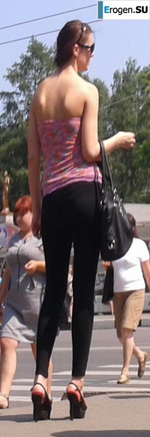 Some more girls in leggings. Thumb 10