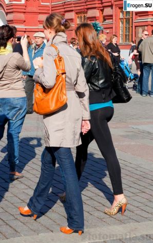 Some more girls in leggings. Thumb 33