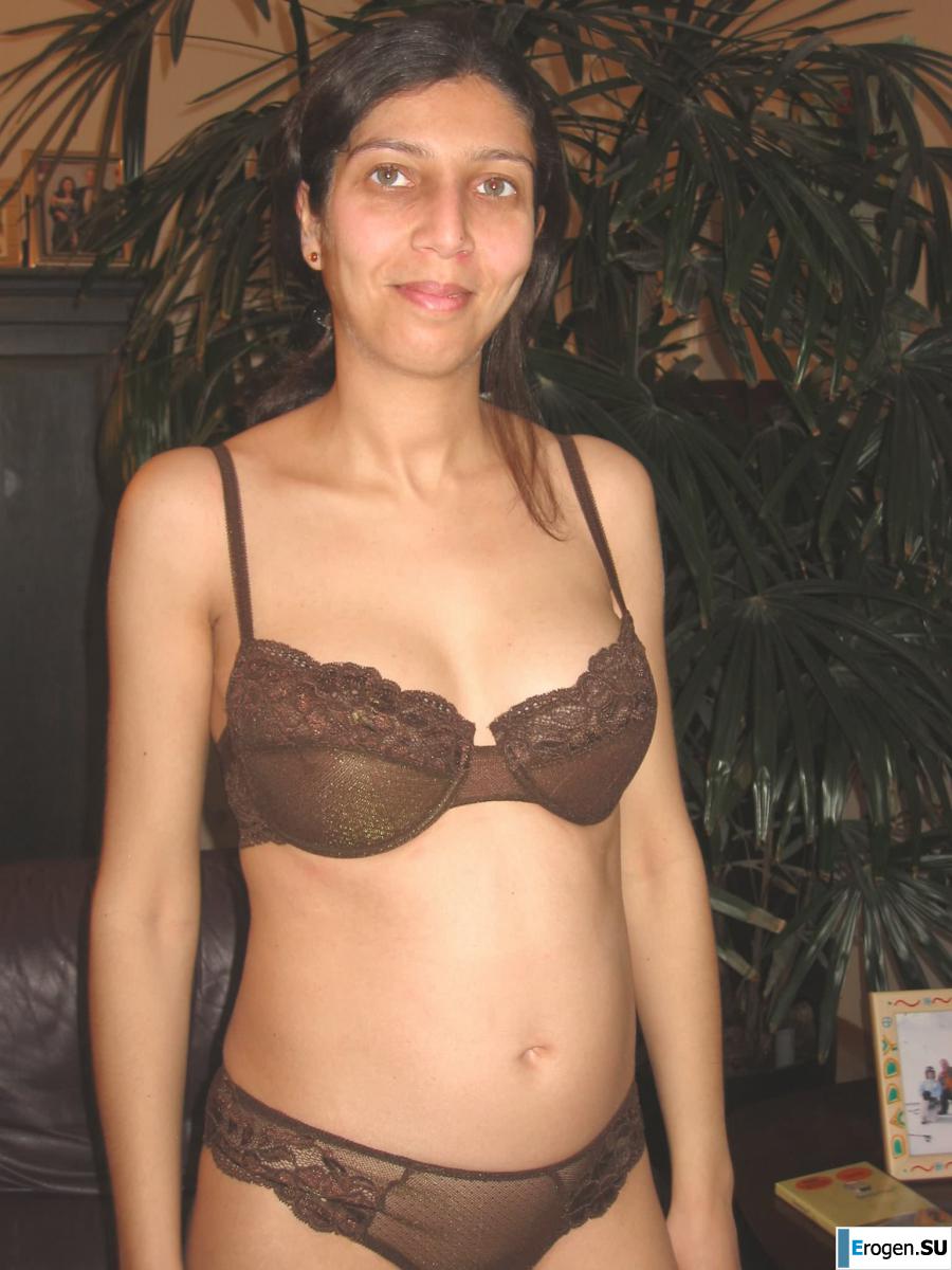 In England naked. Photo 24