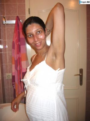 Slightly in position. Thumb 20