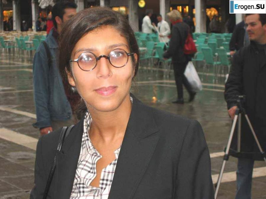 Camping with boobs. Photo 11