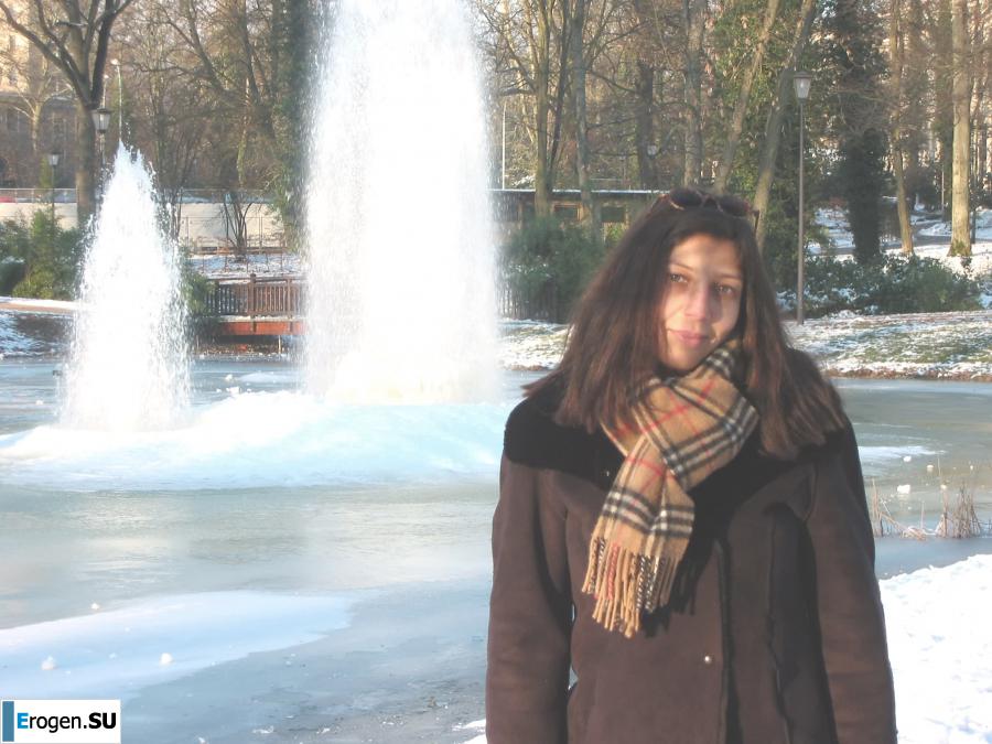 Camping with boobs. Photo 17