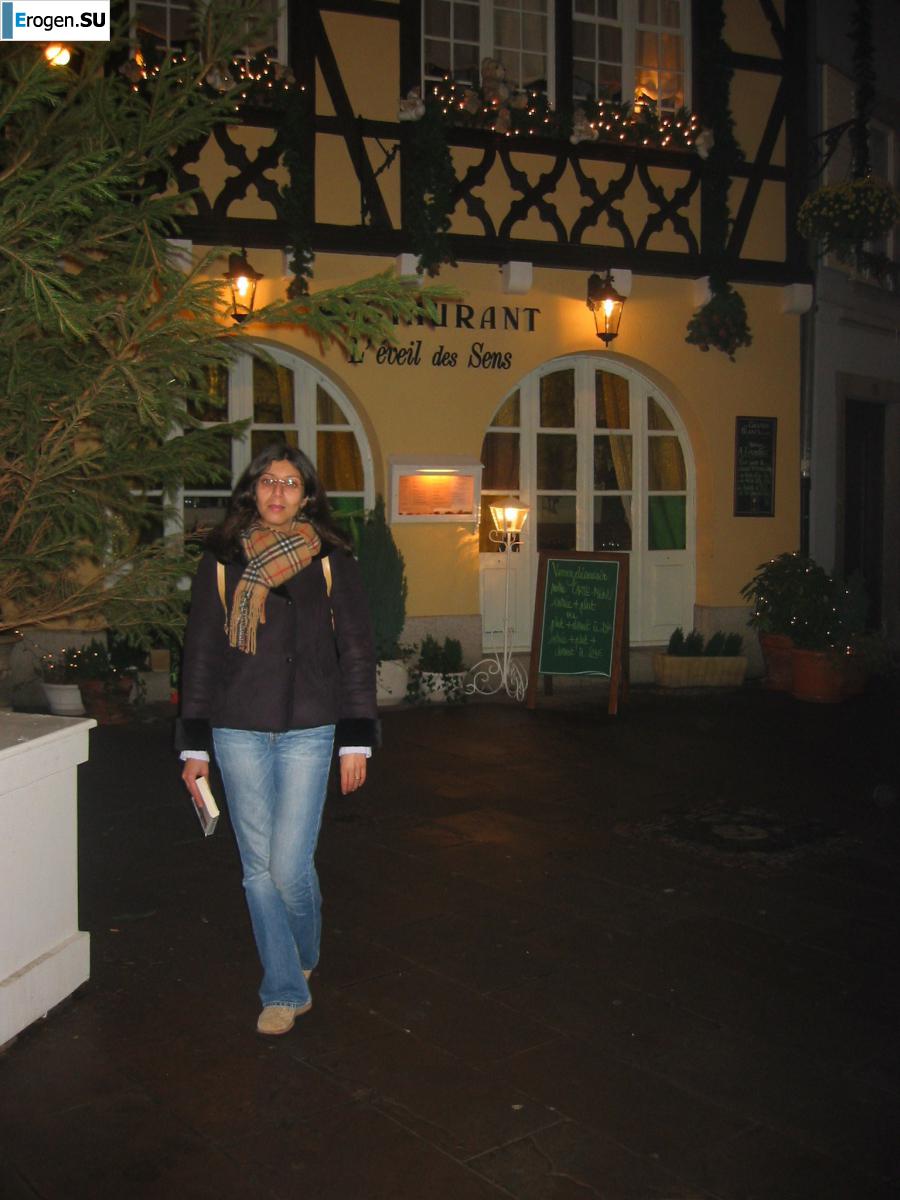 Camping with boobs. Photo 57