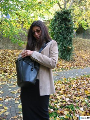 Camping with boobs. Thumb 22