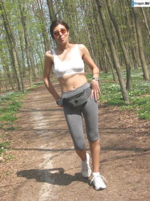 Camping with boobs. Thumb 23